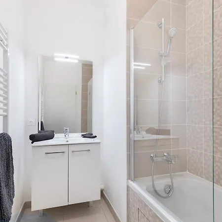 La Terrasse De L'eglise, Paris Center & Eurostar 15 Mn, Brand New Duplex With Terrasse, Balcony, 2 Bathrooms, Parking, Apartment *